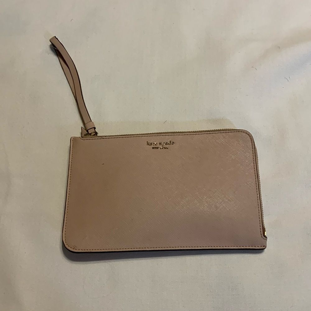 Kate Spade zippered wristlet. Blush/pink color